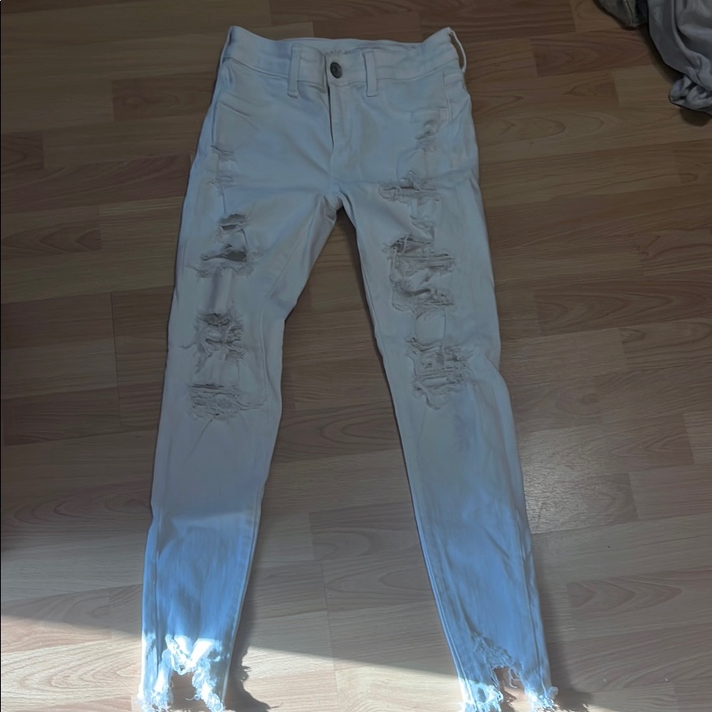 American Eagle Outfitters White Skinny Jeans Distressed Design